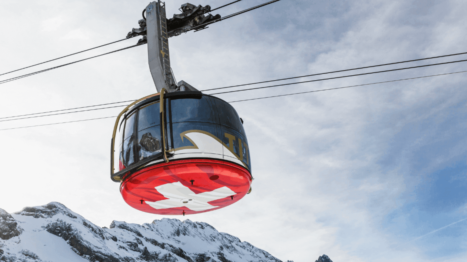 Mount Titlis Glacier Adventure and Lucerne: Snow tubing and snow fun park on the glacier plateau